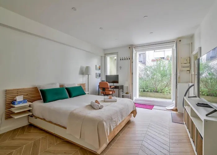 Superb Studio Bien Equipe Paris Montparnasse